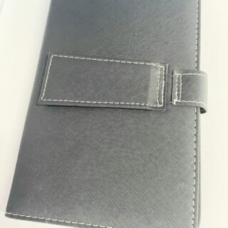 Housse de Protection en Simili Cuir Noir avec Fermeture à Languette